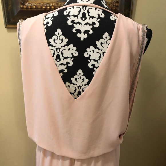 BCBG Chevron silver bead detailed sleeveless chiffon ballet slipper pink gown - Picture 4 of 14